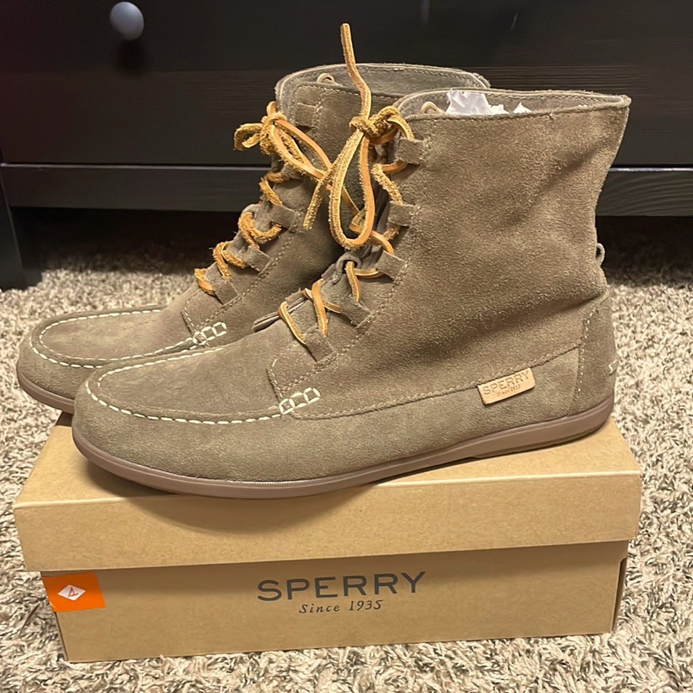 Sperry Leather Boots
